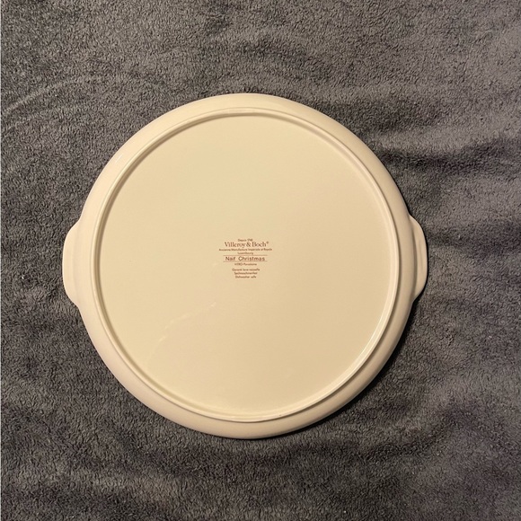 Villeroy & Boch Naif Christmas Porcelain Handled Round Cake Plate. - Picture 4 of 6